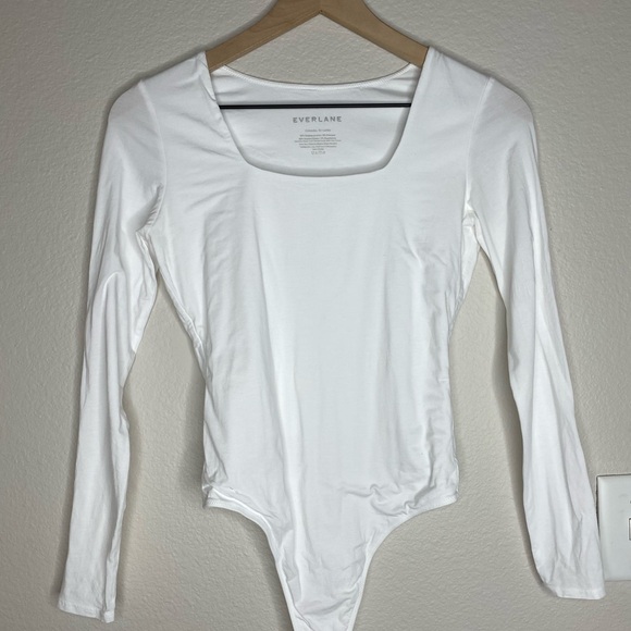 Everlane The Long-Sleeve Supima Square-Neck Bodysuit in White / Small - Picture 5 of 8